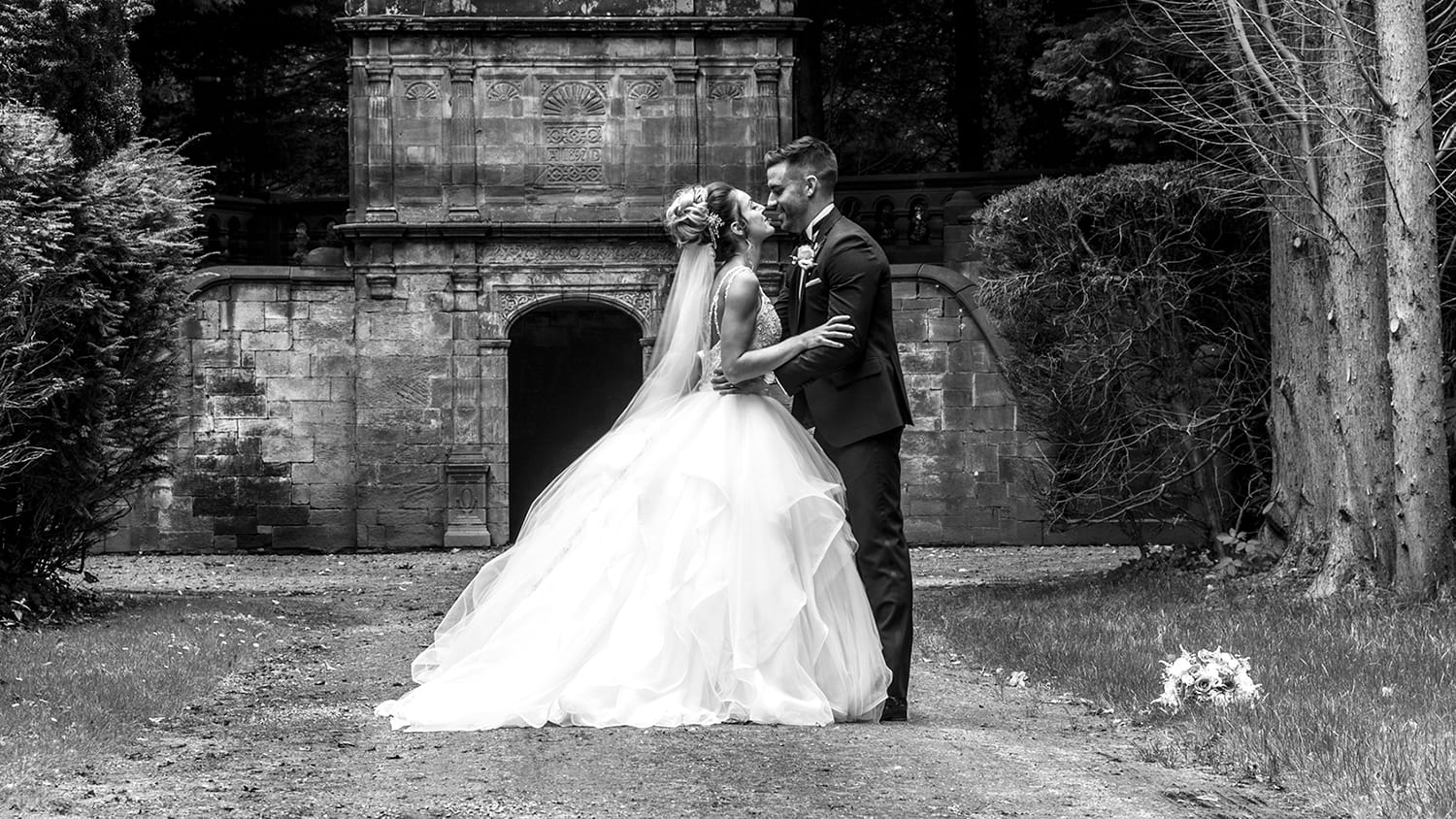Kind words and testimonials for Wirral wedding photographers Studio 900